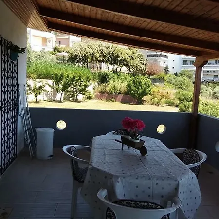 Elpida Apartmán