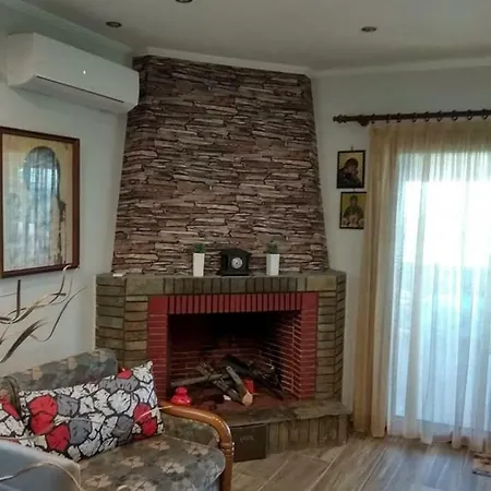 Elpida Apartmán *